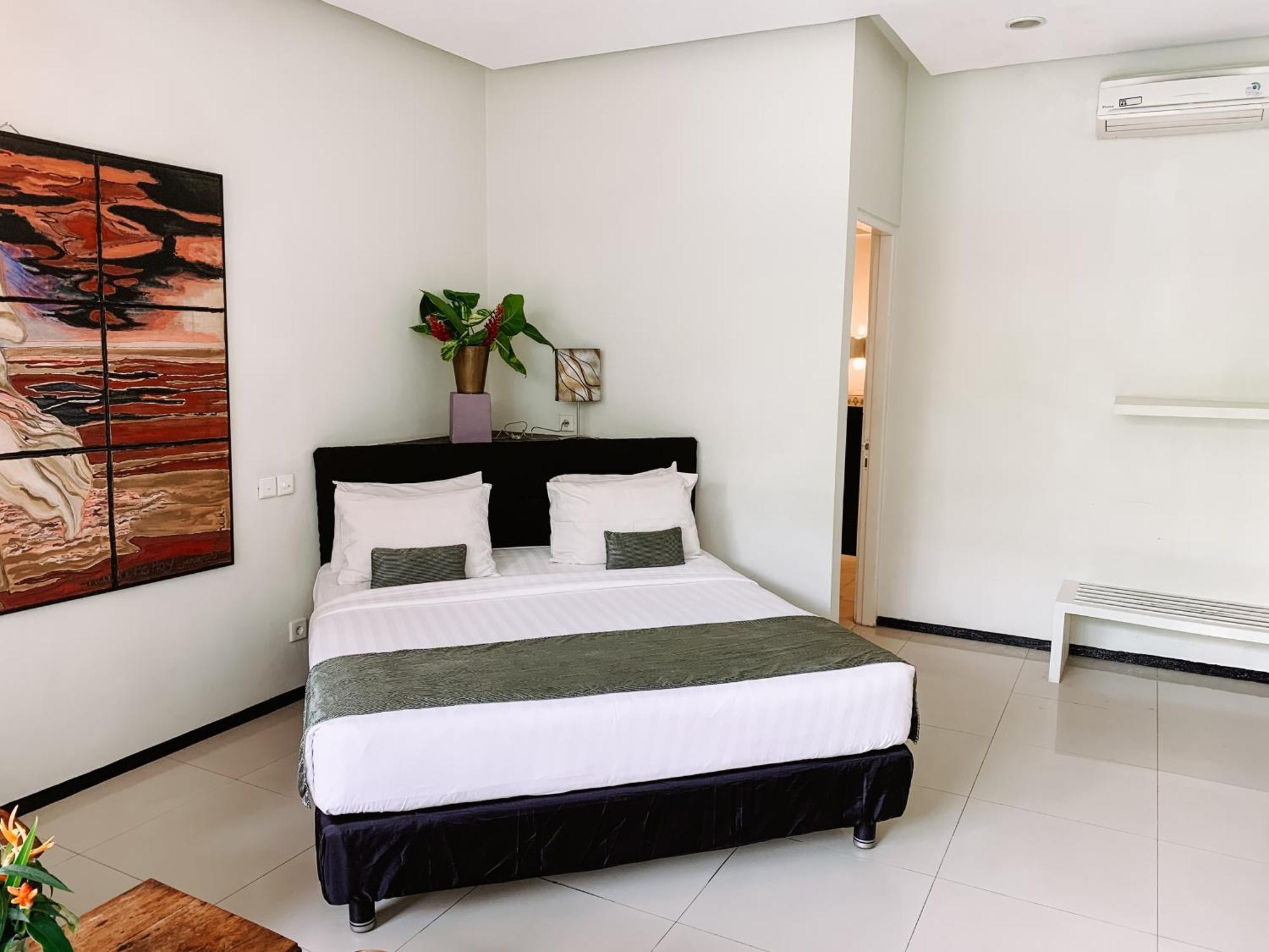 מלון סמיניאק Casa Artista By Kresna Hospitality מראה חיצוני תמונה
