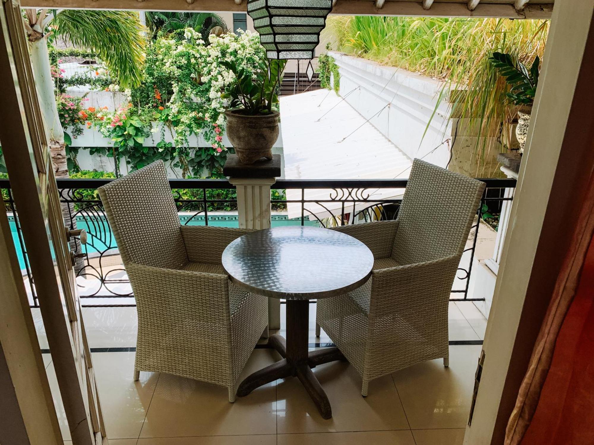 מלון סמיניאק Casa Artista By Kresna Hospitality מראה חיצוני תמונה
